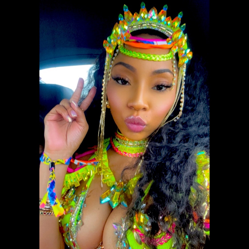 Meet your Posher, Keva